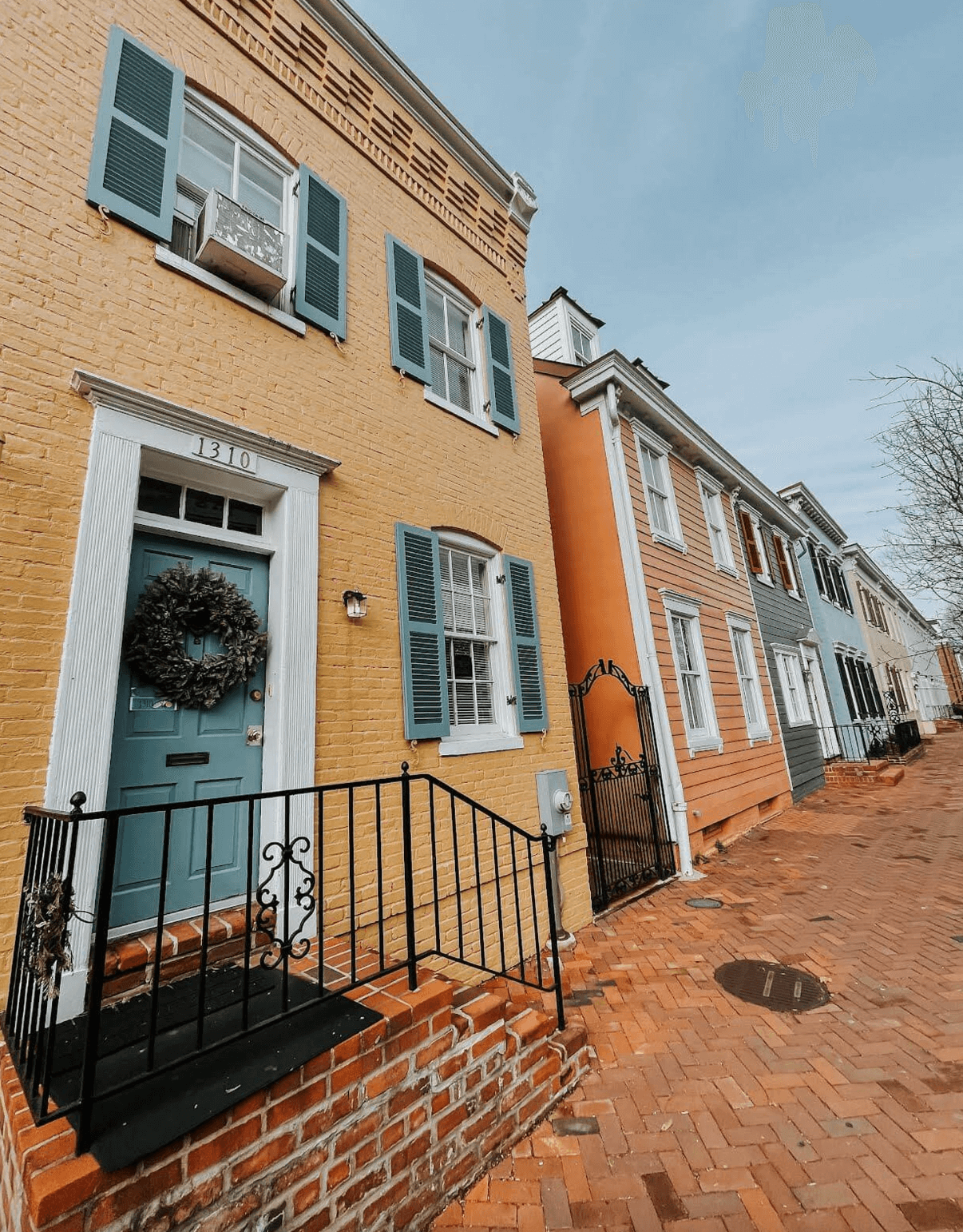 colorful houses in DC